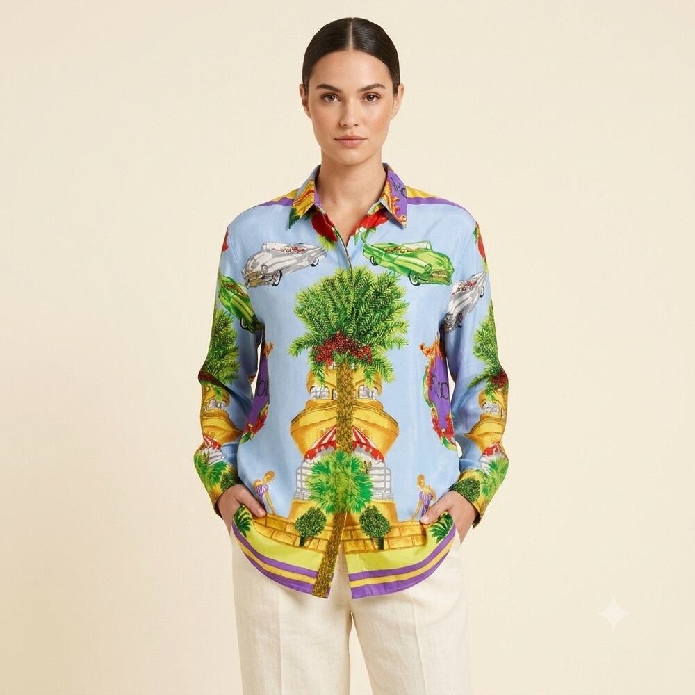 327-Cheap and Chic by Blondie and Me Button Down size M / PTP 23”